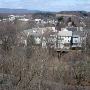 817 Willow Ave 3 web.jpg