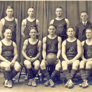 Basketball Team, 1921-22 "AL 16"